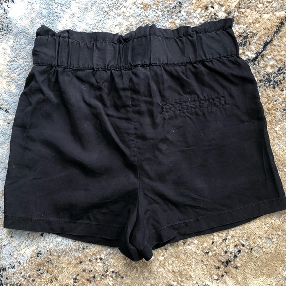 Dex black paper bag fabric shorts - Picture 12 of 13